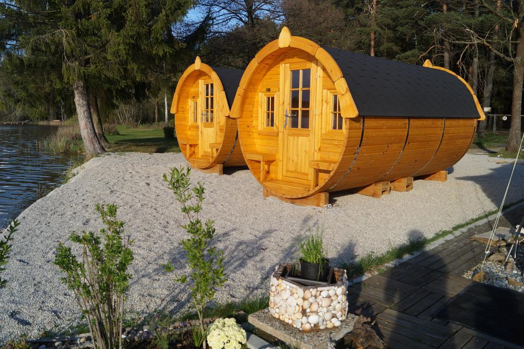 See-Campingpark Neubaeuer See Hotel Bagian luar foto
